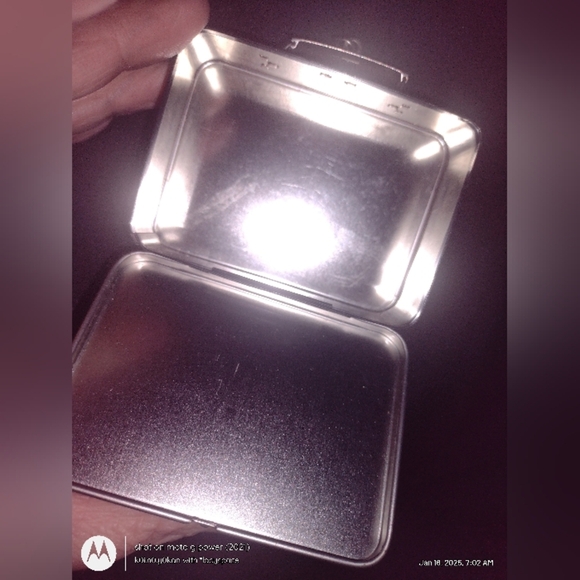 Christmas Ornament Barbie Lunchbox Hallmark Keepsake Anniversary Edition 1999 - Picture 6 of 7